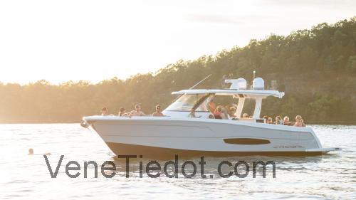 Tekniset tiedot ja arvostelut